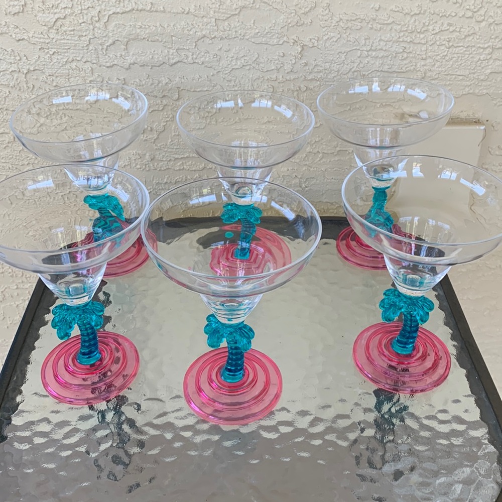 Never used Adorable margarita/sangria/lemonade acrylic glasses